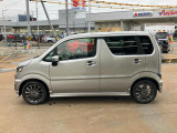 まずはご連絡ください。お車の詳しい内容をお伝えさせていただきます。
