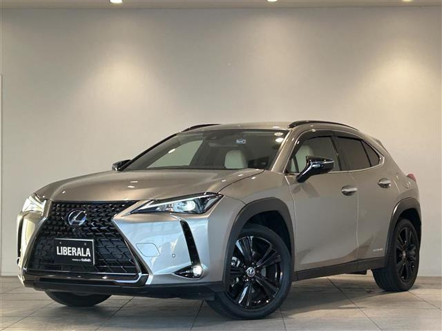 UX250h アーバン エレガンス本革シート 修復歴無し