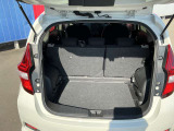 トランクスペースは必要十分なスペースがございます♪