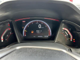 【スピードメーター】メーターがシンプルで見やすく運転しやすいですね!