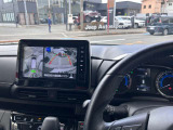 上空から見下ろしたような表示で車両感覚のつかみやすい『アラウンドビューモニター』に移動物検知警報(MOD)があり更に安心です。