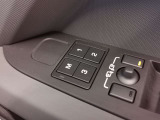 運転席にはドライバー3名まで記憶可能なメモリー機能が装備されております。