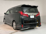 その他にも各種保険、お車の買取(T-UP)、JAF、TSカード、携帯電話などの取扱いをしております。詳しくはスタッフにお尋ねください。