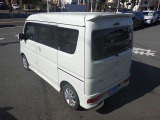 お買い上げの車両は弊社のサービス工場にて整備します。(大磯店は陸運局の指定工場です。)