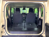 普段のお買い物や通勤、送迎等に十分な荷室スペースを確保しております。セカンドシートを倒すと、大きな荷物の積載も可能です♪