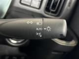 [オートライト]AUTOに合わせておくだけで夜間や、トンネル内で自動でヘッドライトが点灯します!付け忘れ消し忘れがないので楽々☆