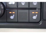 シートヒーター装備付き車!!座席に埋め込まれた電熱線によりシートを暖めることが出来る装備で、温められたシートは、寒い冬には最適です!!