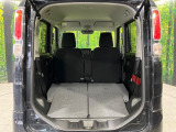 普段のお買い物や通勤、送迎等に十分な荷室スペースを確保しております。セカンドシートを倒すと、大きな荷物の積載も可能です♪