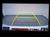 狭い駐車場や立体駐車場などもリアルに映るバックガイドモニター付でラクラク駐車♪