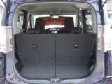 ラゲッジスペースの画像です。開口部も広いので荷物も載せやすいです!