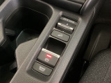 セレクターノブの下に、3つの異なる加速感を楽しめるドライブモードスイッチがついています。一般道、スポーツ走行、エコ走行など、シーンに合わせて最適な加速感を楽しめるドライブモードスイッチです。
