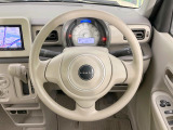 ステアリングも使用感が少なく、きれいな状態となっております♪