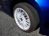 【アルミホイール】アルミホイール マルチスポークデザイン 8J&times;17+225/45R17タイヤ