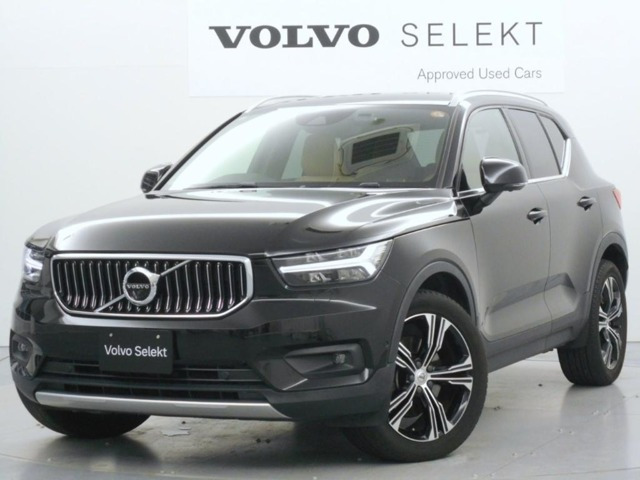 XC40 B4 AWD インスクリプション 4WD