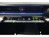 ★エアコンはオートタイプが装着済みです!オートモードにしておけば、車内温度を設定するだけで風の料や吹き出し口の切り替えを機械が行ってくれます!一年中快適な環境を作れますよ♪