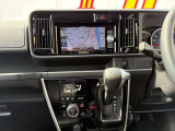 ★スマートなシフトレバー/オートエアコン付きで暑い夏も寒い冬も車内は快適♪★