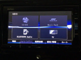 【オーディオ機能】オーディオは、フルセグTVの他にDVD/CDプレーヤーを装備♪もちろんFM/AMラジオもお聞きいただけますよ♪