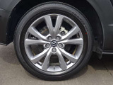 純正のアルミホイール!足元までカッコよく決まってます!!