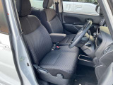 快適に運転できるドライブポジション!シートリフターもあるので無理のない運転姿勢がとれます。