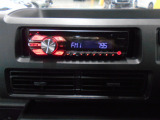 ラジオ&CDプレイヤー☆お気に入りの音楽をお楽しみいただけます☆各種ナビ取り付けも当店にて対応可能です!是非ご相談くださいませ☆