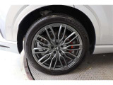 純正アルミホイール【タイヤサイズ235/50R21】