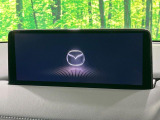 【メーカー純正ナビ】インテリアに溶け込むスタイリッシュな「専用設計」メーカーナビを装備♪視認性や操作性など基本性能にも優れ、より上質なカーライフをお楽しみいただけます。
