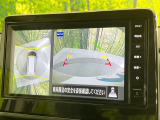 【マルチアラウンドモニター】専用のカメラにより、上から見下ろしたような視点で360度クルマの周囲を確認することができます☆死角部分も確認しやすく、狭い場所での切り返しや駐車もスムーズに行えます。