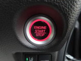 【エンジンスタートスイッチ搭載】 エンジンの始動を、スイッチひとつでスマートに。キーを差し込む必要が無いため、キーは持っているだけでOKです。