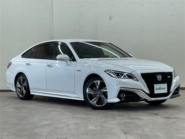 クラウン ハイブリッド 2.5 RS アドバンス Four 4WD 本革シート