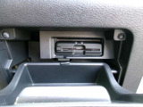 ETC車載器が付いています。高速道路の料金所をノンストップで通過!