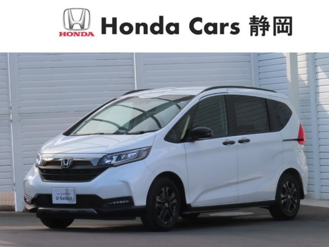 フリード+ 1.5 クロスター ブラックスタイル 