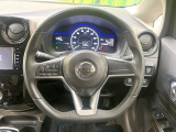 ステアリングも使用感が少なく、きれいな状態となっております♪