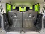 普段のお買い物や通勤、送迎等に十分な荷室スペースを確保しております。セカンドシートを倒すと、大きな荷物の積載も可能です♪