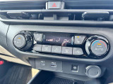 フルオートエアコンでオールシーズン快適な車内空間を作り上げます!更に、シートヒーター装備。