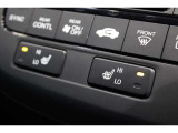 シートヒーター装備付き車!!座席に埋め込まれた電熱線によりシートを暖めることが出来る装備で、温められたシートは、寒い冬には最適です!!