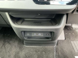 ワイヤレス充電器