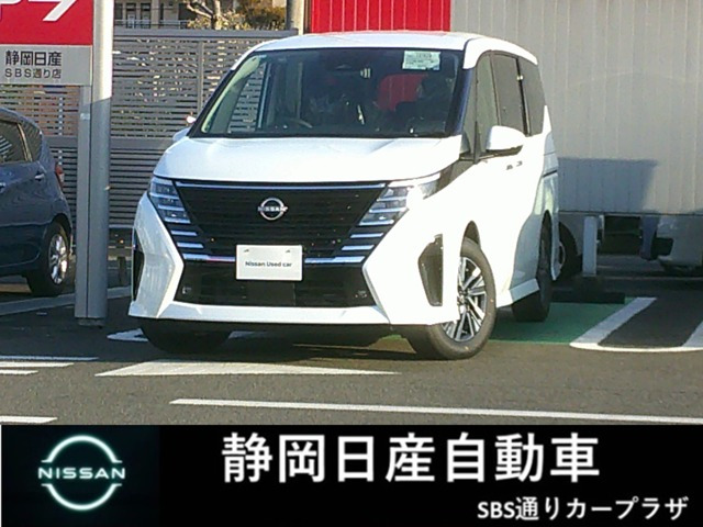 セレナ 1.4 e-POWER ハイウェイスターV 