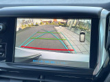 ●ガイドライン付きバックカメラ:不安な駐車もこれで安心!ガイドライン付きなので狭い箇所での駐車もラクラクです!