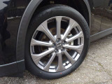 純正アルミホイール装着