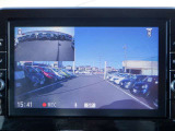 前後ドライブレコーダーなら、事故の走行記録だけでなく、ドライブの思い出を記録したりとカーライブを豊かにします。