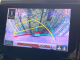【バックカメラ】駐車時に後方がリアルタイム映像で確認できます。大型商業施設や立体駐車場での駐車時や、夜間のバック時に大活躍!運転スキルに関わらず、今や必須となった装備のひとつです!