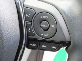 「レーダークルーズコントロール」付きです!設定した速度で定速走行したり、先行車と適切な車間距離を保ちながら追従走行し安全運転をサポートします!