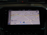 ディスカバーメディア搭載。「VW Connect」というeSIMが内蔵された画期的なシステムです。地図データなど自動で情報を更新することができるのが大きな魅力。なお、CD/DVD・TVは廃止されてます