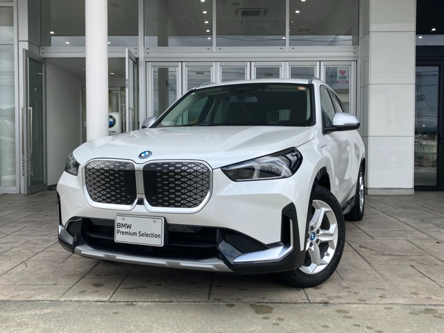 iX1xドライブ30 xライン 4WD