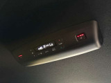 トリプルゾーンエアコンでどの席にいても快適にお過ごしいただけます。2列目シートヒーター付き♪