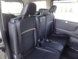 後部座席の座り心地も良いシートになってます。