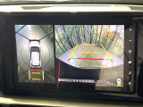 【パノラマモニター】専用のカメラにより、上から見下ろしたような視点で360度クルマの周囲を確認することができます☆死角部分も確認しやすく、狭い場所での切り返しや駐車もスムーズに行えます。