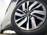 【純正14インチアルミホイール】外観にマッチした純正アルミホイールを装着しております。各種社外アルミホイールや、スタッドレスタイヤも取扱いしております。是非ご相談ください♪