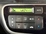 より快適にドライブを過ごして頂ける様に簡単に調整ができるオートエアコンを装備しております!ワンタッチですのでどなたでも簡単に操作できます!室内はこれでいつでも快適に保たれます。