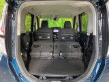 普段のお買い物や通勤、送迎等に十分な荷室スペースを確保しております。セカンドシートを倒すと、大きな荷物の積載も可能です♪